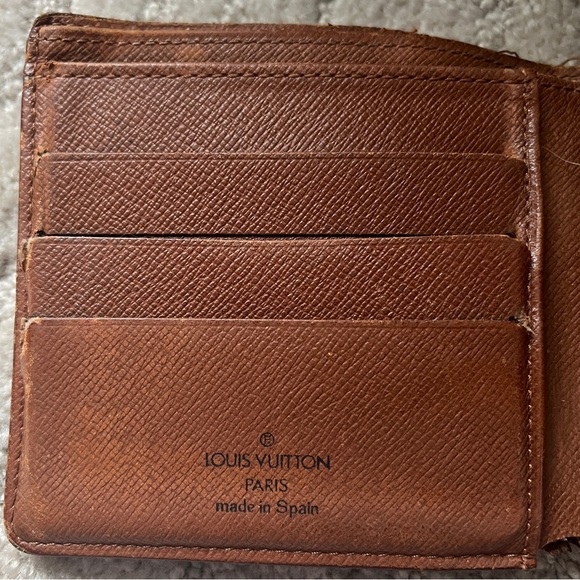 Vintage Louis Vuitton Monogram Canvas Bifold Wallet w/ Snap Pocket Coin Pouch - Picture 4 of 13